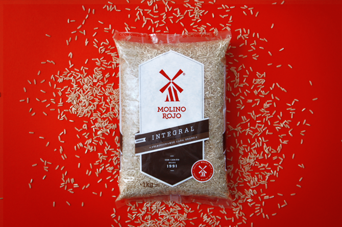 農(nóng)業(yè)產(chǎn)品品牌策劃設(shè)計(jì)——秘魯Molino Rojo紅磨坊雜交水稻品牌形象再設(shè)計(jì)，包裝設(shè)計(jì)——塑料袋包裝設(shè)計(jì)——尚略廣告品牌策劃與廣告設(shè)計(jì)公司