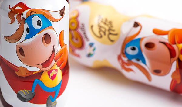 斯洛伐克MOOCOO 牛奶飲料卡通形象設(shè)計1-手繪設(shè)計5