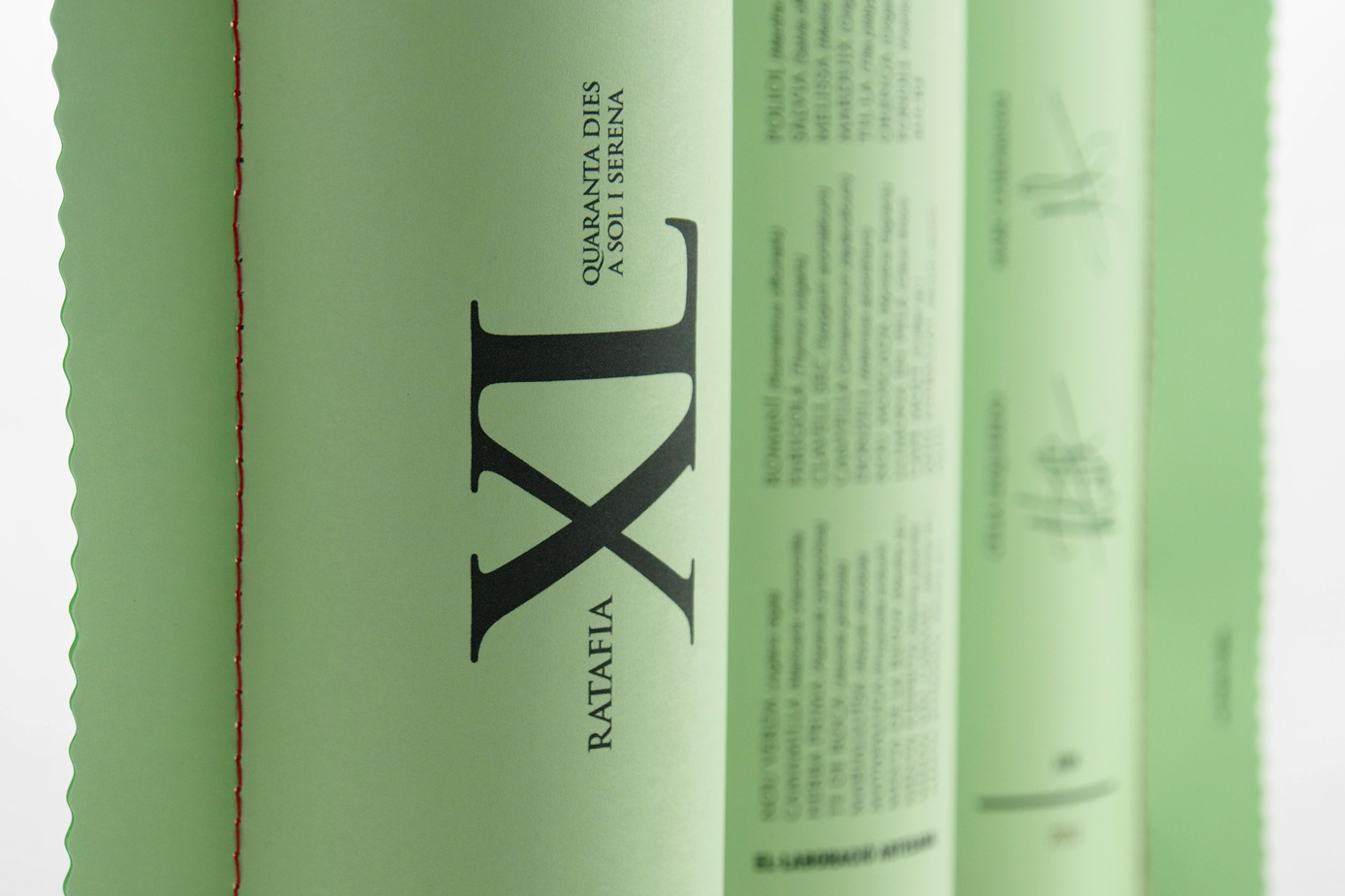 XL Ratafia 果酒簡(jiǎn)約包裝設(shè)計(jì)2