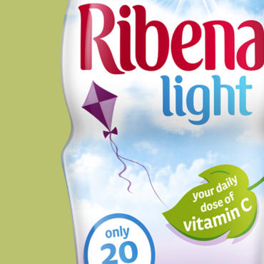 上海包裝設計公司分享：RIBENA-light 迪卡璐水果飲料包裝設計2