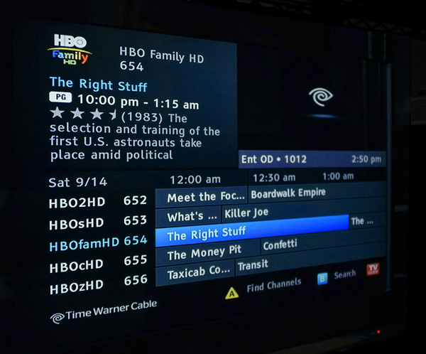 Time Warner Cable 時代華納有線電視企業(yè)標(biāo)志設(shè)計-設(shè)計營收增加對比