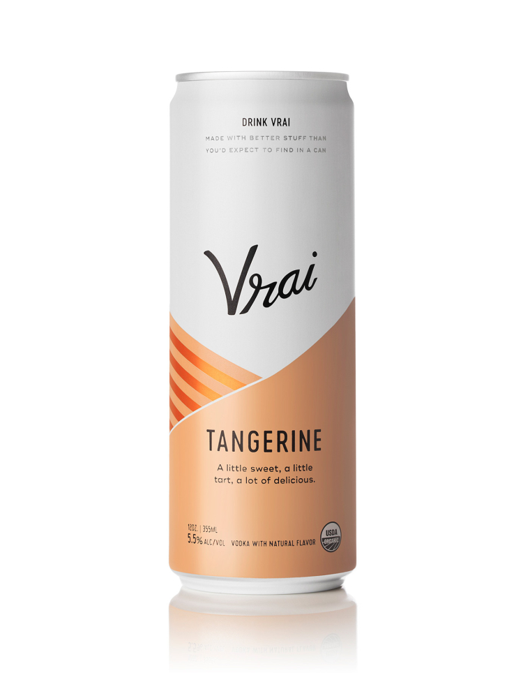 Vrai 品牌灌裝伏特加雞尾酒包裝設(shè)計(jì)清爽“V”字母版式