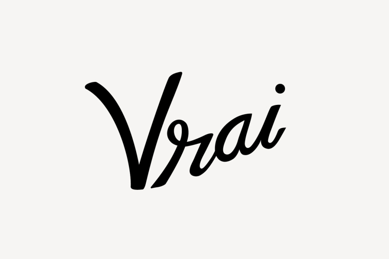 Vrai 品牌灌裝伏特加雞尾酒手寫(xiě)標(biāo)志設(shè)計(jì)