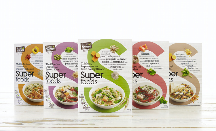 Vesco Foods 冷凍菜肴食品包裝設(shè)計(jì)，以健康食材為賣(mài)點(diǎn)，以S字母增加識(shí)別