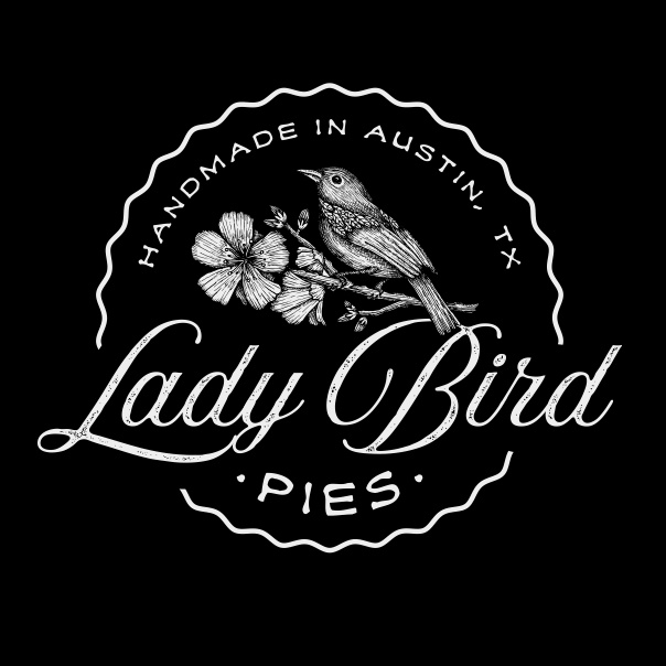 媽媽們喜歡的女性標志設計風格-Lady Bird Pies 鳥于植物徽標標志設計