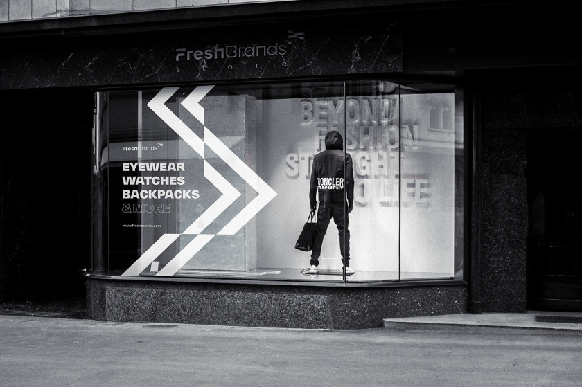 FreshBrands 時尚休閑服飾品牌vi形象設計logo設計，動感的變形F字母+旗幟符號