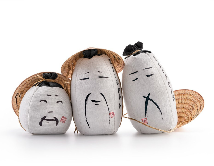 傳統(tǒng)產(chǎn)品的新結(jié)構(gòu)形式的包裝-2020年包裝設(shè)計(jì)趨勢(shì)示例：日本大米包裝