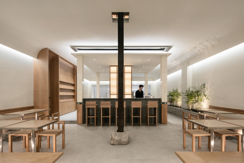  SAEMCafé咖啡店餐飲空間設(shè)計，穩(wěn)定比例的結(jié)構(gòu)美學(xué)