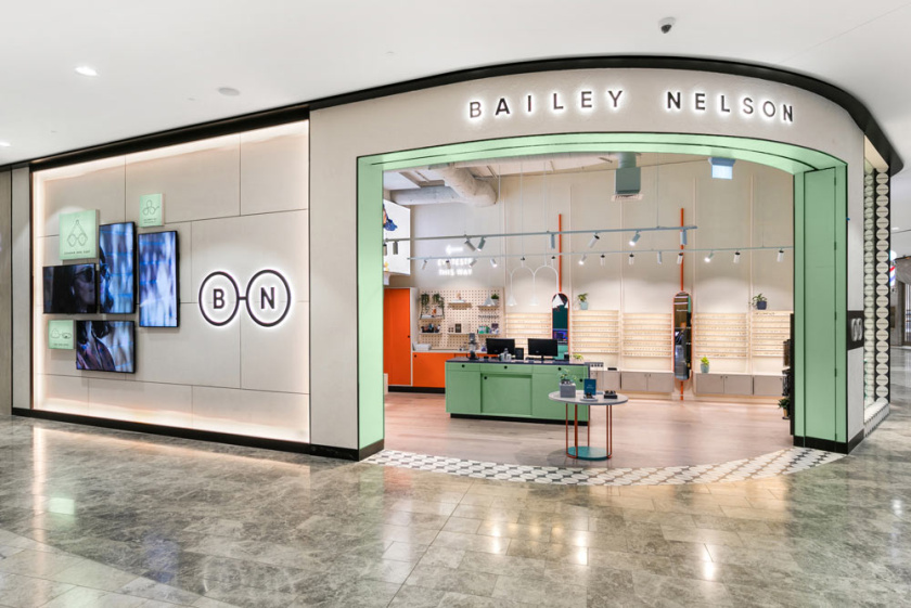 BN眼鏡店店鋪空間設(shè)計(jì)，方便容納與管理眾多產(chǎn)品sku