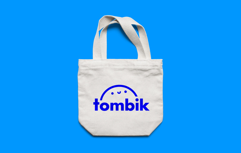 Tombik Studio創(chuàng)意工作室/自我品牌形象設(shè)計(jì)logo設(shè)計(jì)，卡通人偶面部形象