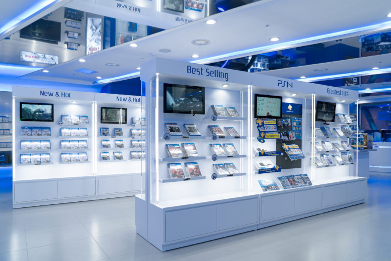 PlayStation 品牌電競游戲設備線下店鋪空間設計，藍色科技風格