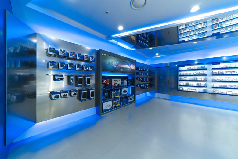 PlayStation 品牌電競游戲設備線下店鋪空間設計，藍色科技風格