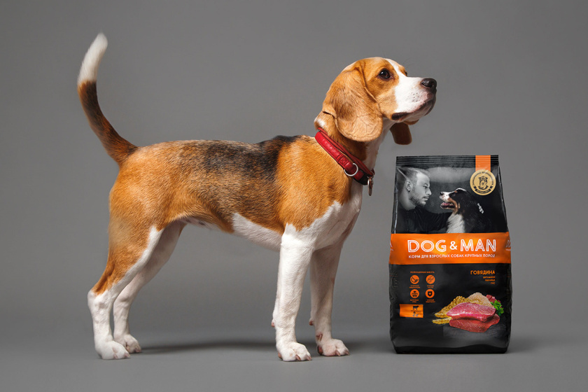 DOG&MAN 狗糧寵物食品包裝設(shè)計，男人與狗的親密照片