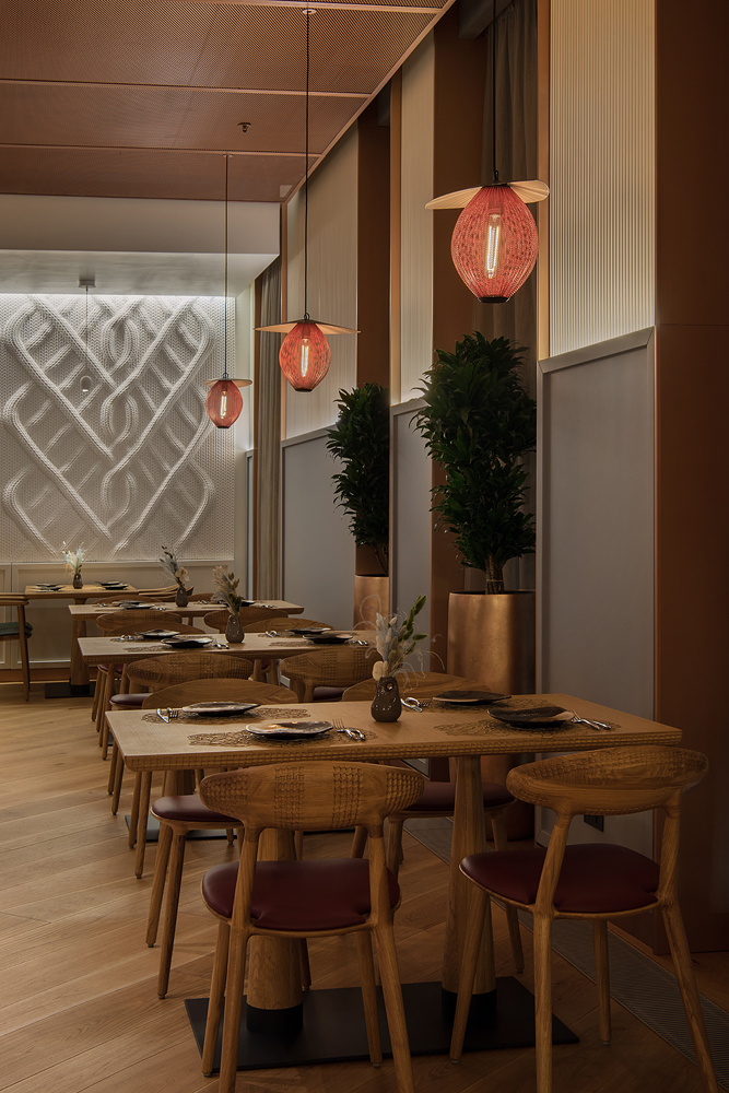 高級沙加爾餐廳餐飲室內空間設計，藝術與奢華風格