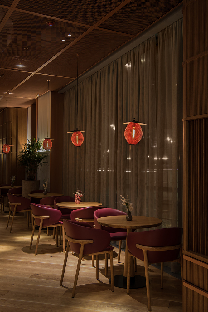 高級沙加爾餐廳餐飲室內空間設計，藝術與奢華風格