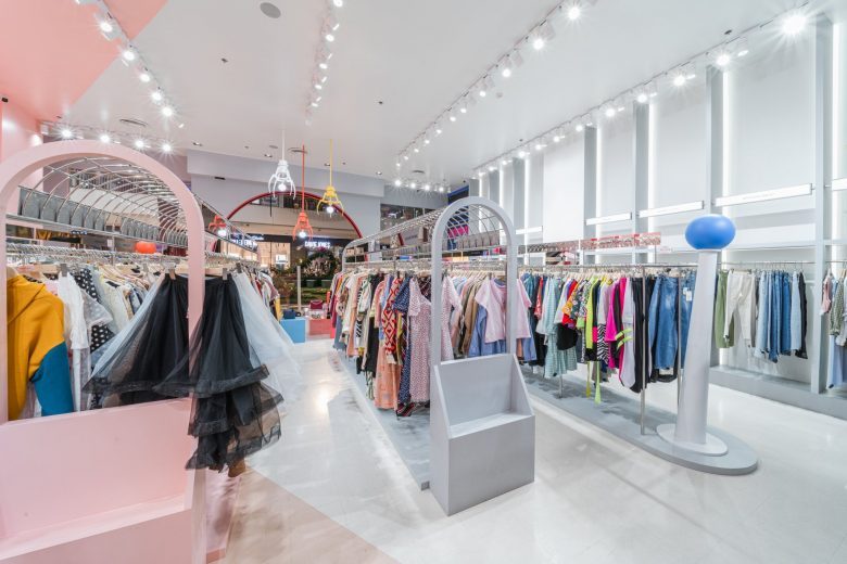 Matchbox時尚潮流服飾商店店鋪空間設計,90年代街機游戲風格 Matchbox時尚潮流服飾商店店鋪空間設計,90年代街機游戲風格