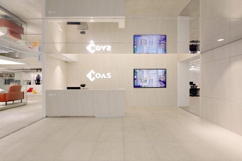 鼓勵新想法和品牌沉浸感的 Koas 辦公家具陳列空間設計