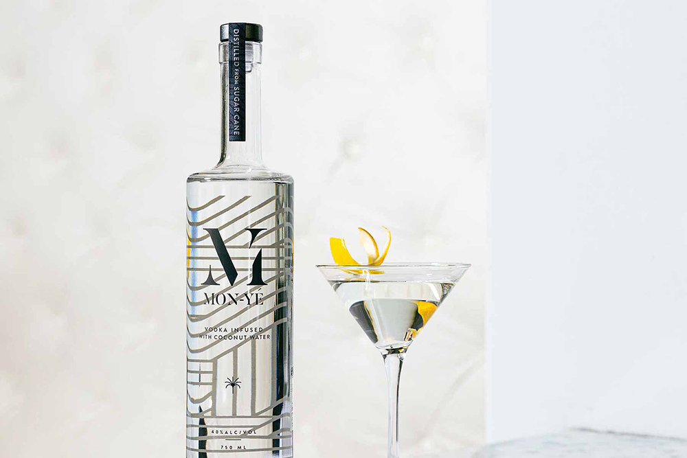 MON-YéVodka西非伏特加酒水包裝設(shè)計，紡織品團案+MV品牌logo設(shè)計