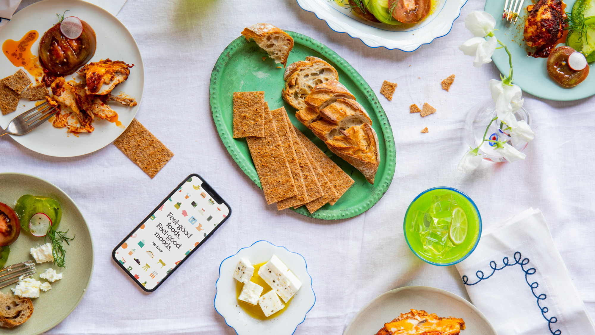 Foodvisor個人營養健康應用程序品牌vi形象設計鱷梨吉祥物設計