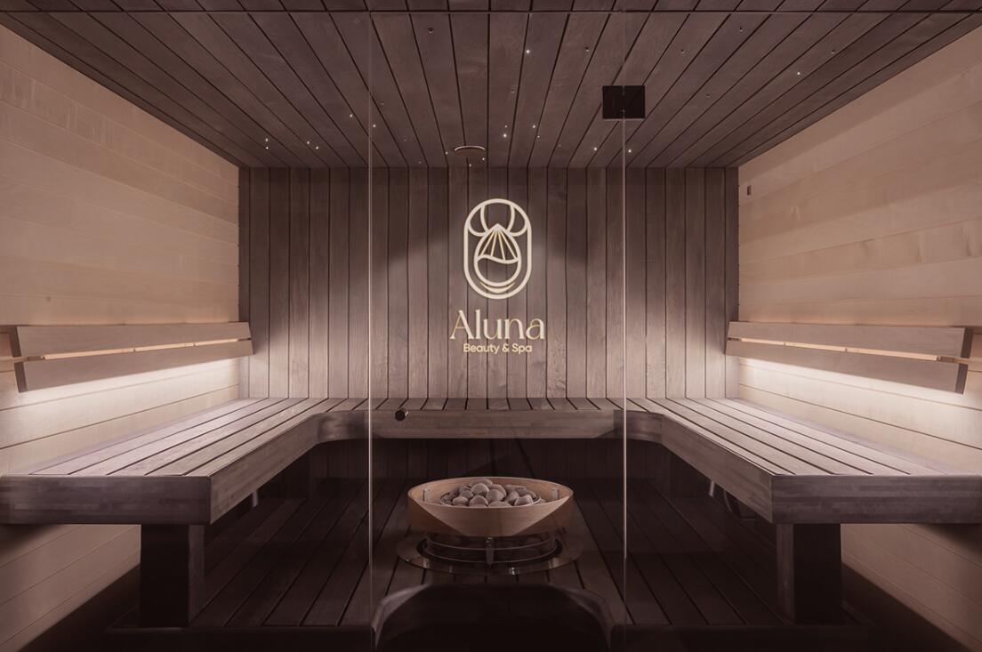 Aluna 女子美容水療中心logo設計品牌形象vi設計，高端優雅暖色放松氛圍