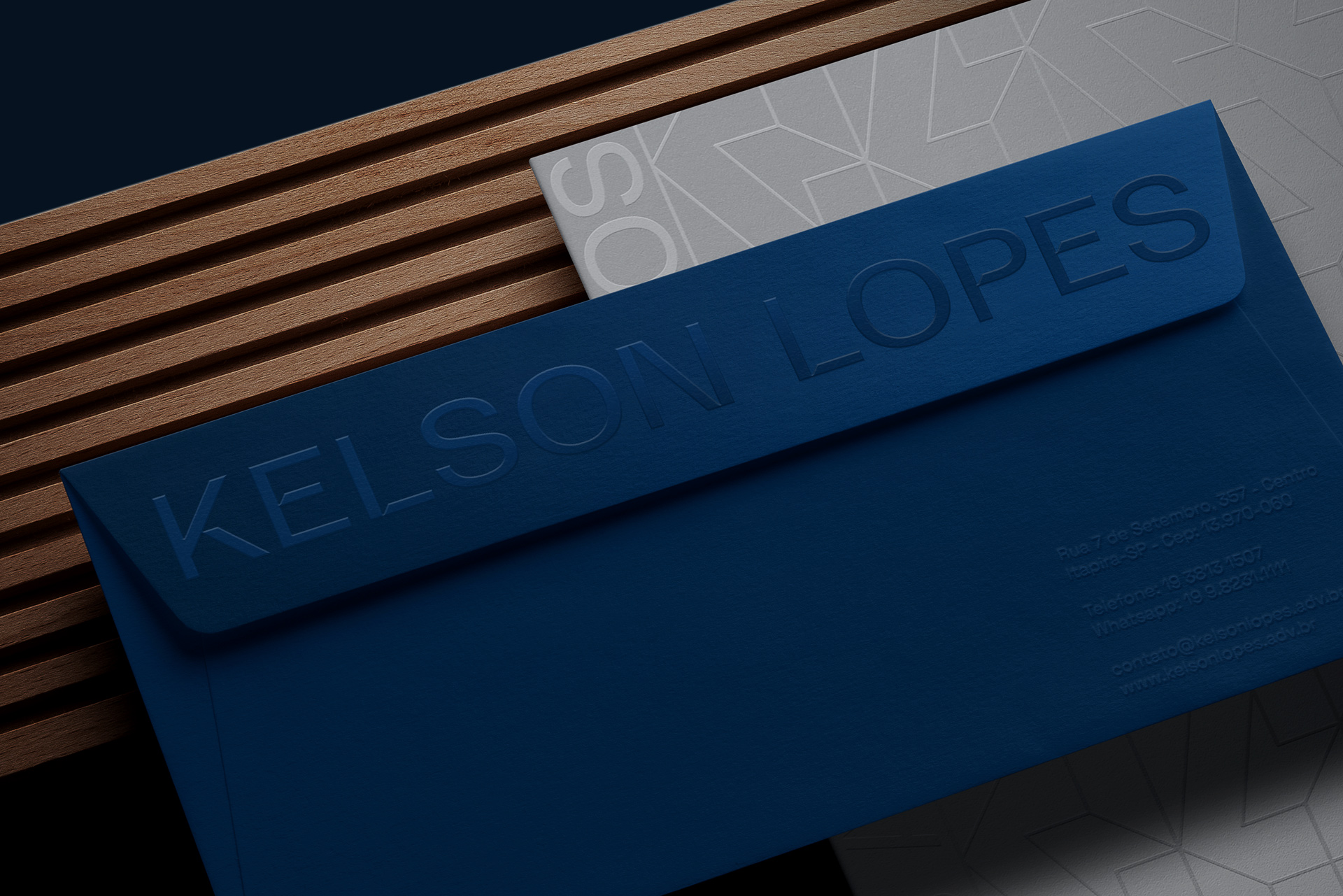 Kelson Lopes 律師事務所品牌logo設計vi設計，字母kL結合logo與海軍藍灰配色