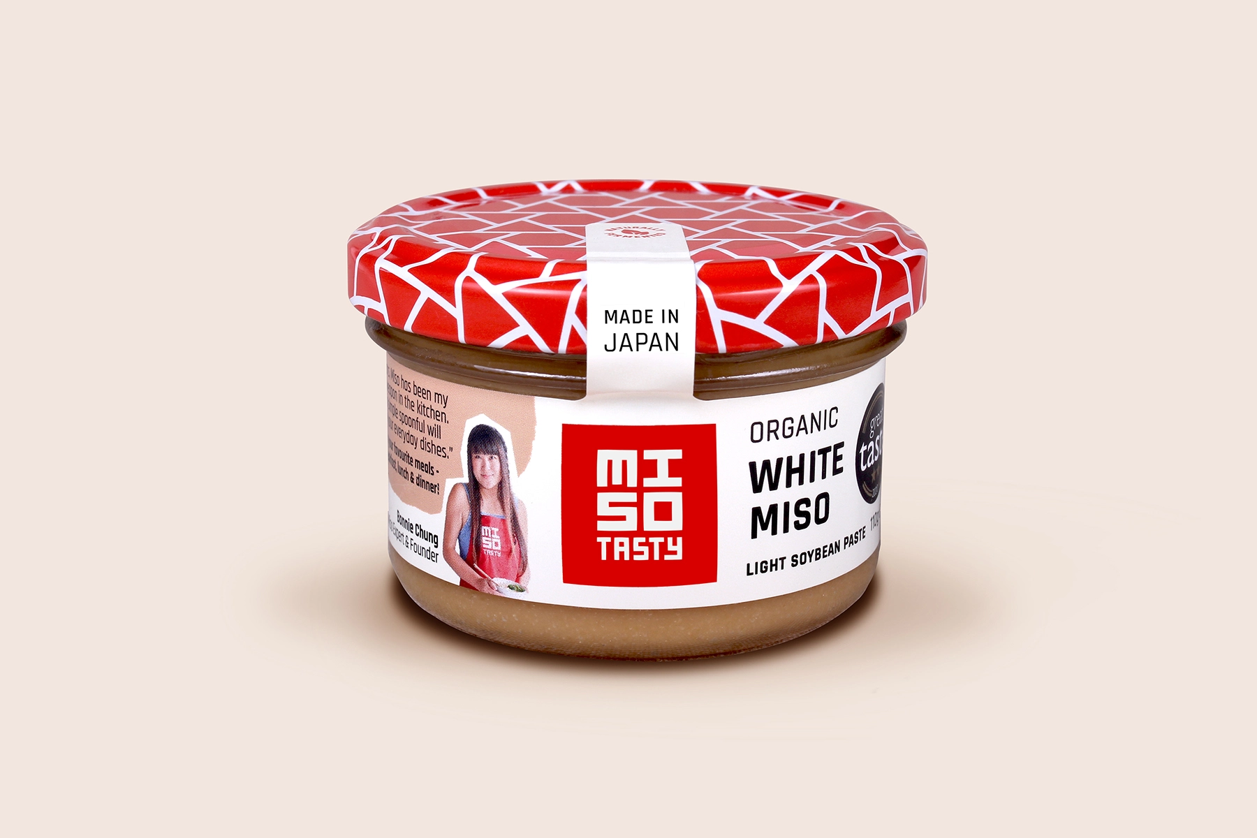 Miso Tasty日式味增調味品包裝設計，突出品牌logo與三角組合圖案識別元素